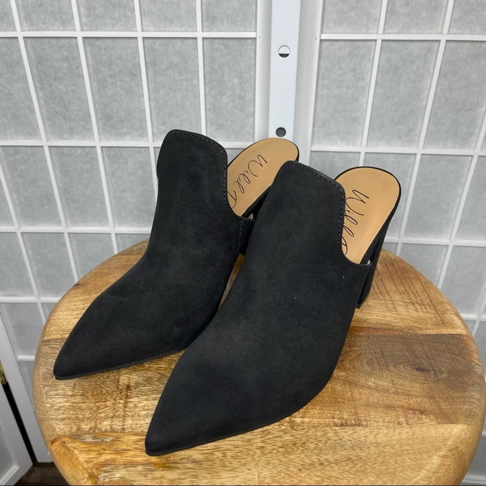 Wild Pair Women’s Black Carlitaf Shoes - Picture 7 of 8